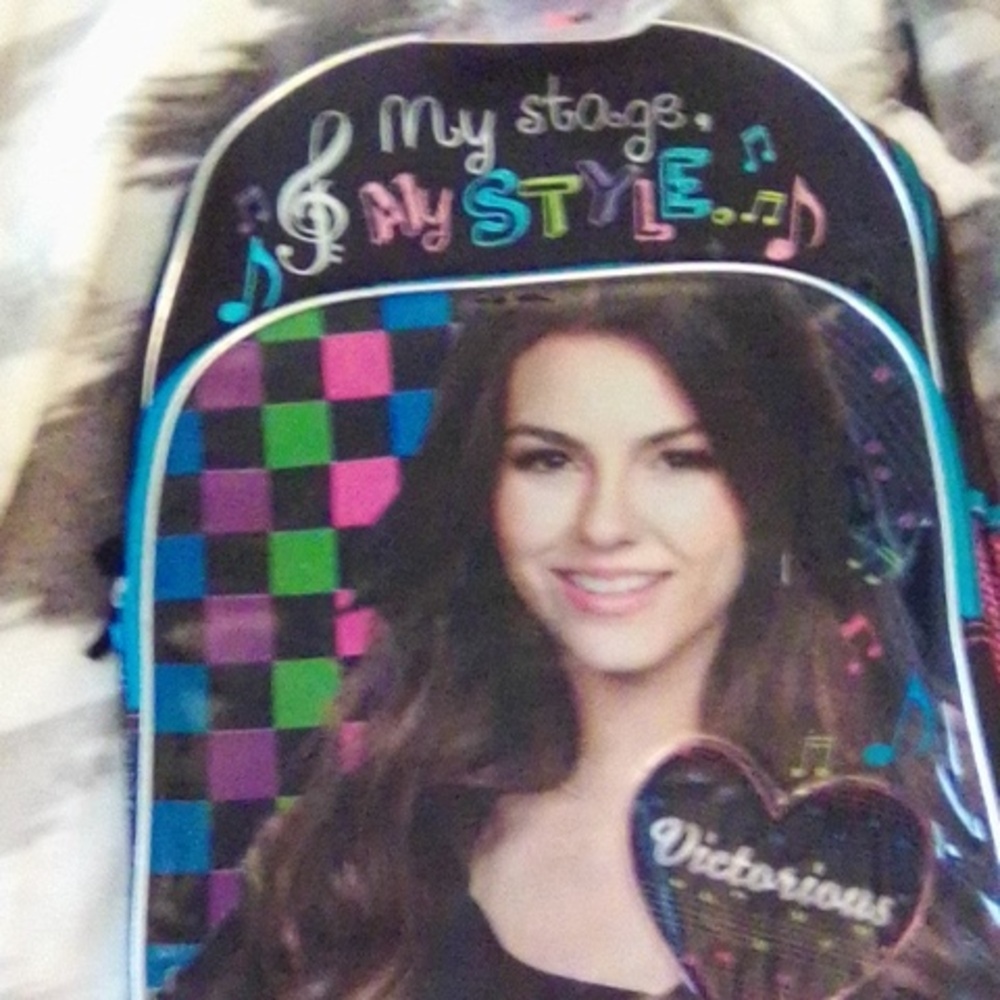 Victorious back pack